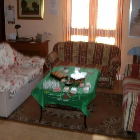 Bed & Breakfast Maran *